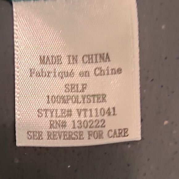 Very J sz M green with embroidery neckline - Picture 7 of 8